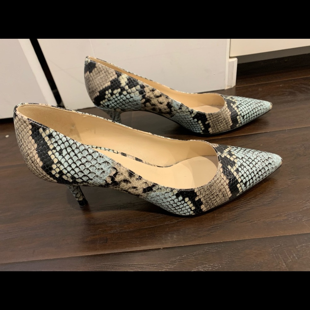 Nine West Blue Snakeskin Pumps (Size 8)